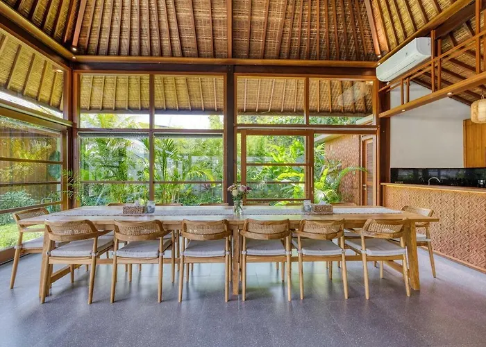 Lumira 4br Tropical Retreat In Villa Uluwatu