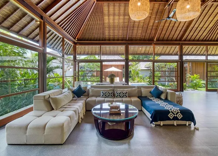 Villa Lumira 4br Tropical Retreat In *