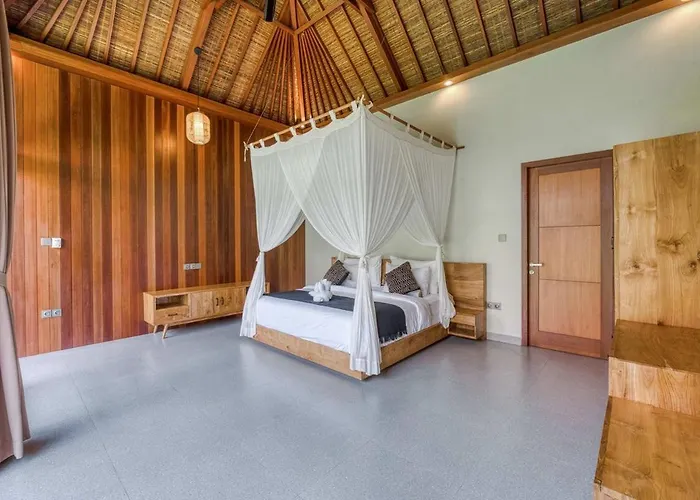 Villa Lumira 4br Tropical Retreat In Uluwatu